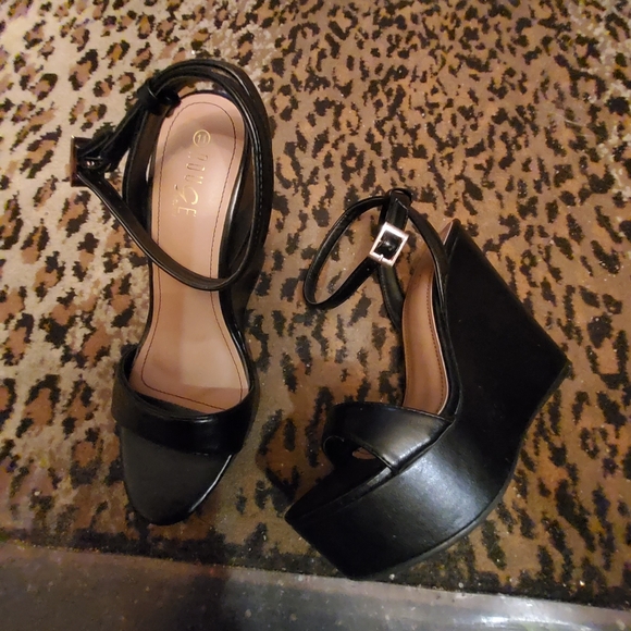 Rouge! Shoes - N 11 Heel Wedge Rouge vv